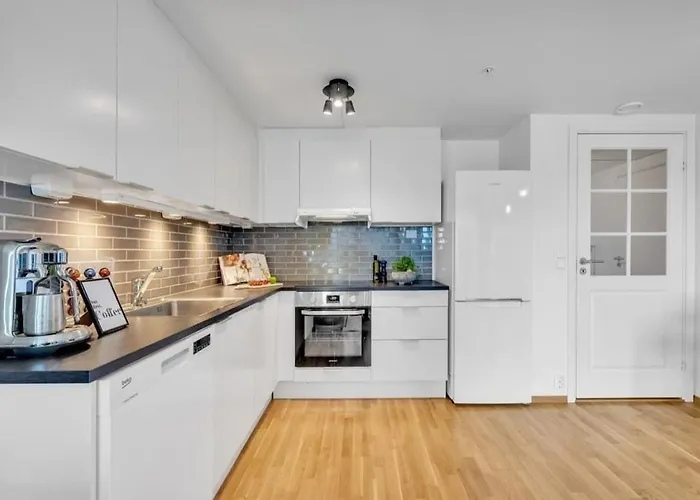 Apartment Elegant And Spacious