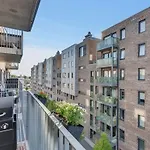 Elegant And Spacious Apartman *